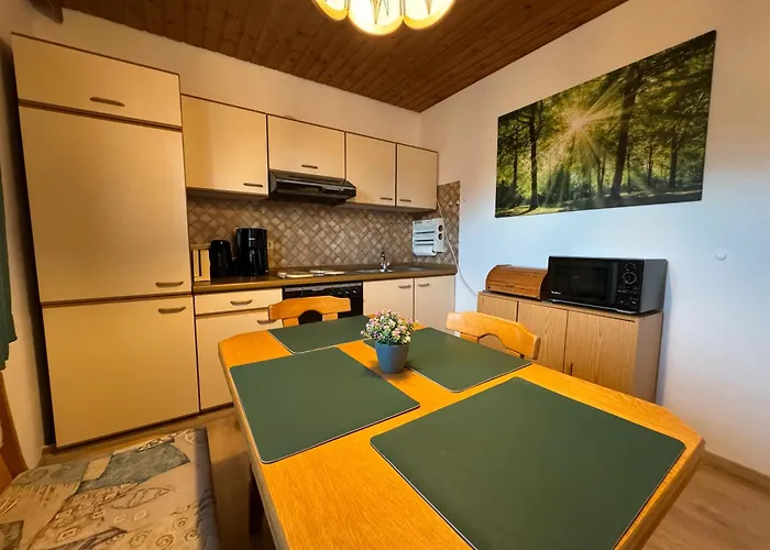 Bauer Apartment *